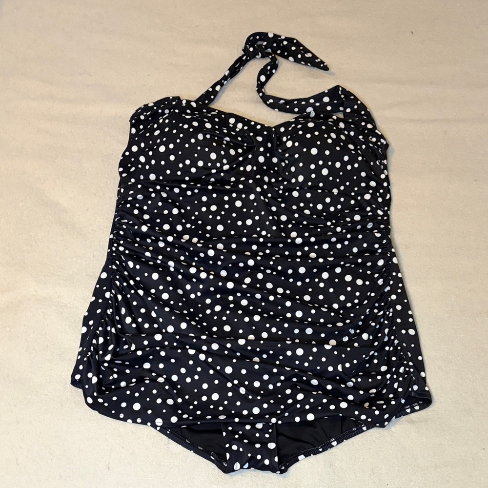 Black and White Polka Dot halter neck Swimsuit